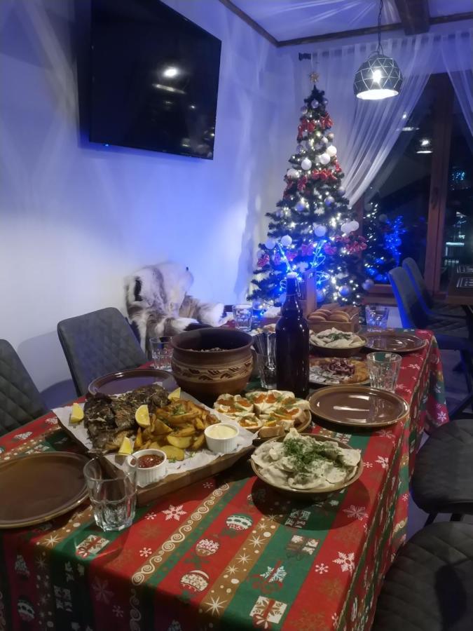 ホテル Князів Двір バコヴェル エクステリア 写真